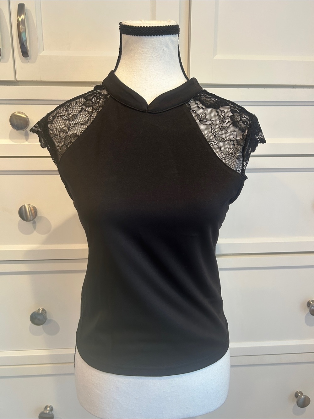 Commense Lace Shoulder Black Top